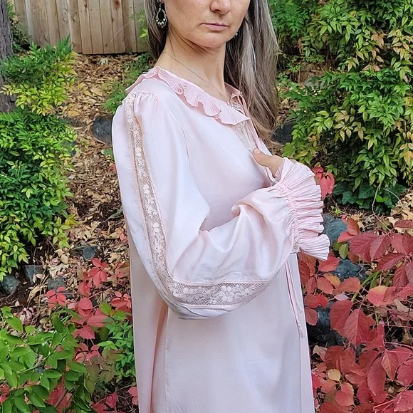 AUTHENTI-Chloé Lingerie Sleepwear/slip Dress Mini Vintage 1970s Baby Pink size L - Picture 3 of 16